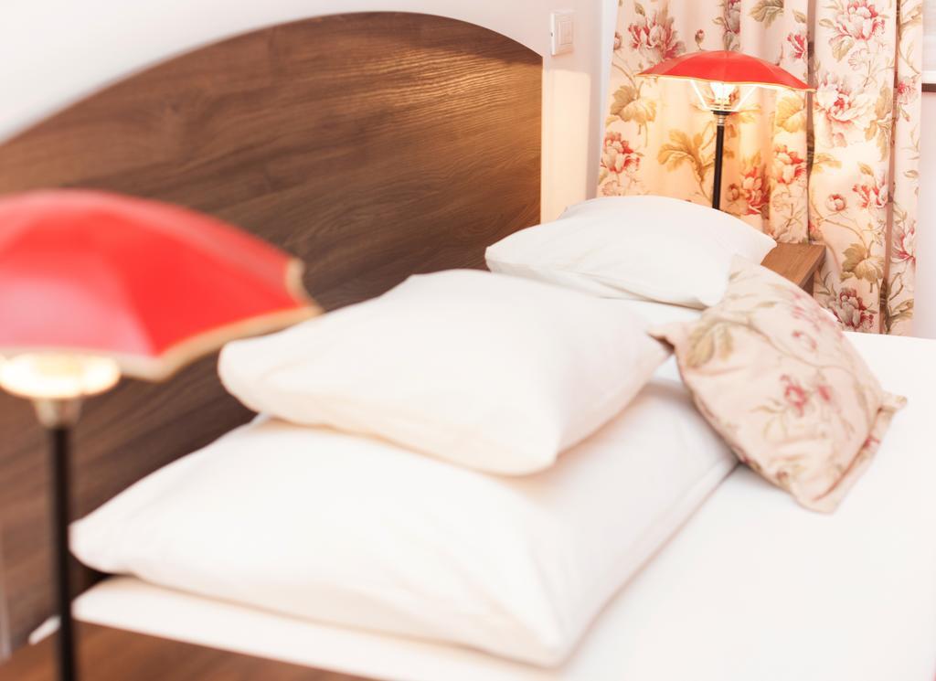Bed&Breakfast Studio Kairos Zagreb Room photo